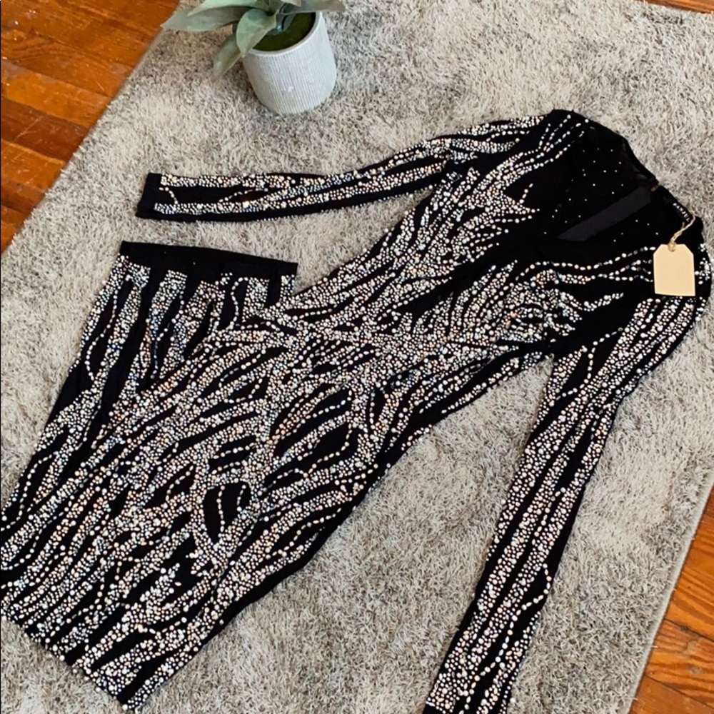Black pearl dress